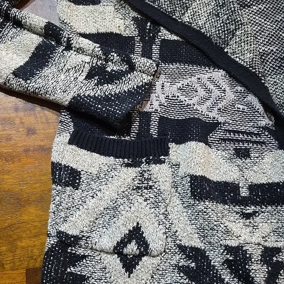 Lucky Brand Black & Cream Southwestern Open Cardigan Sweater Size Large - Picture 3 of 9
